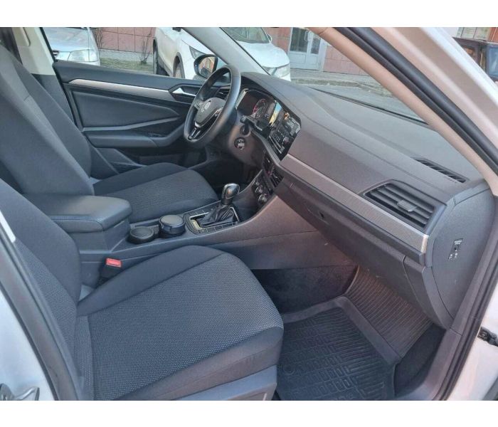 jetta 4.jpg